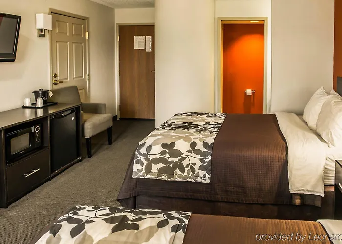 Sleep & 4* Danville